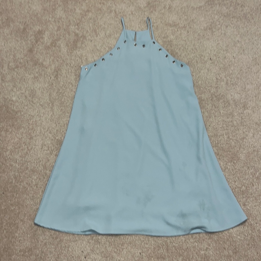 Papaya: Pale green dress